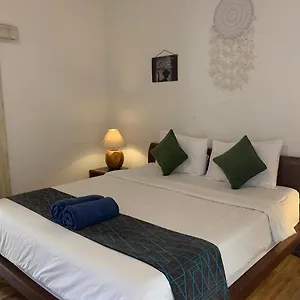 Kubu Seminyak